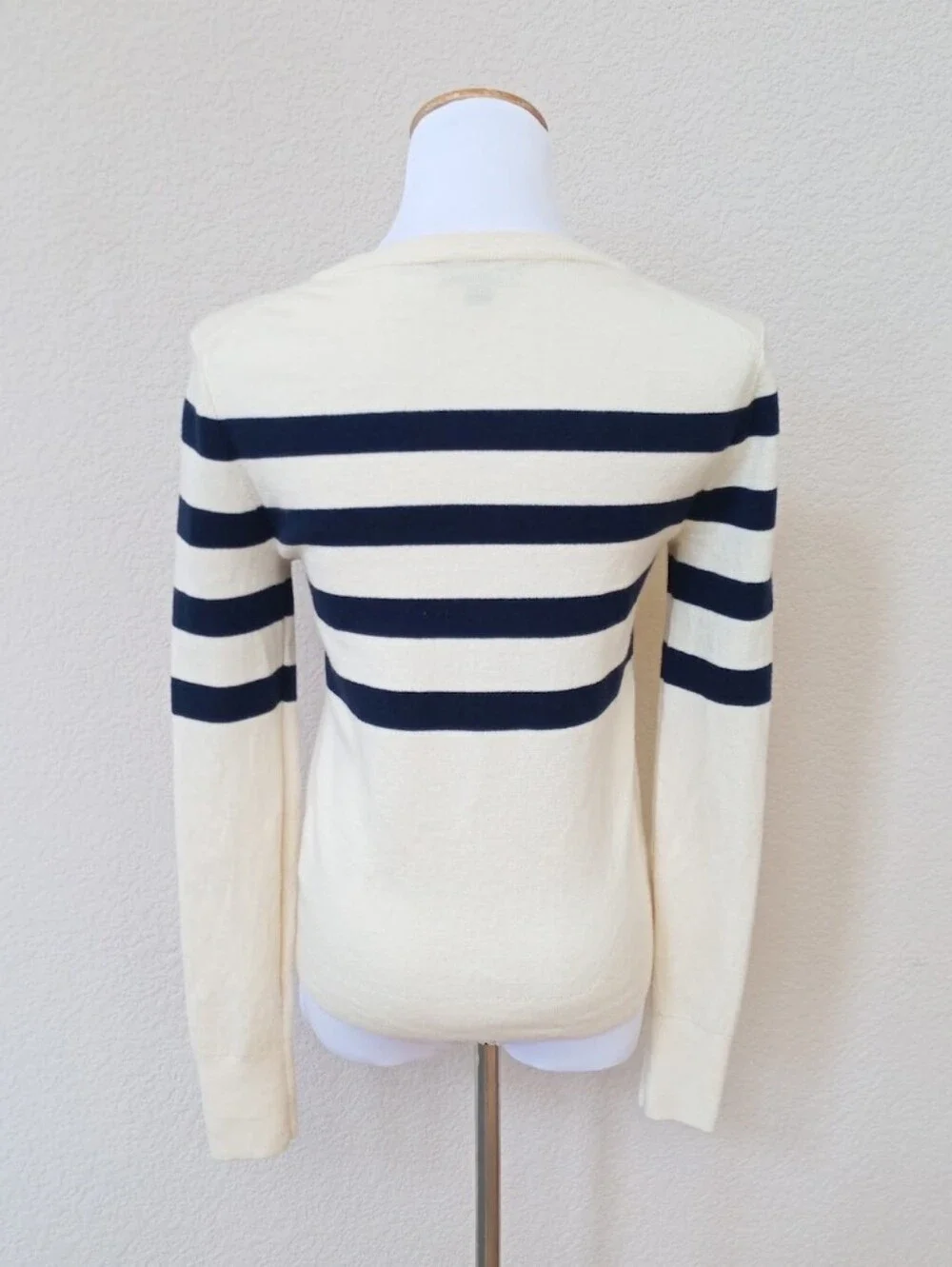 🤍 J. Crew cream and navy blue striped 100% merino wool crewneck sweater